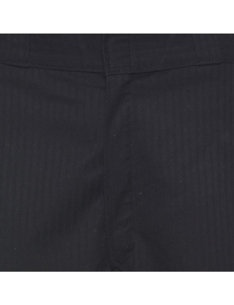 Dickies Black Shorts - W36 L14