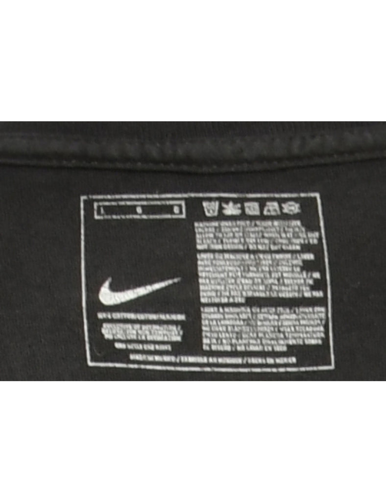 Black Nike Printed T-shirt - L
