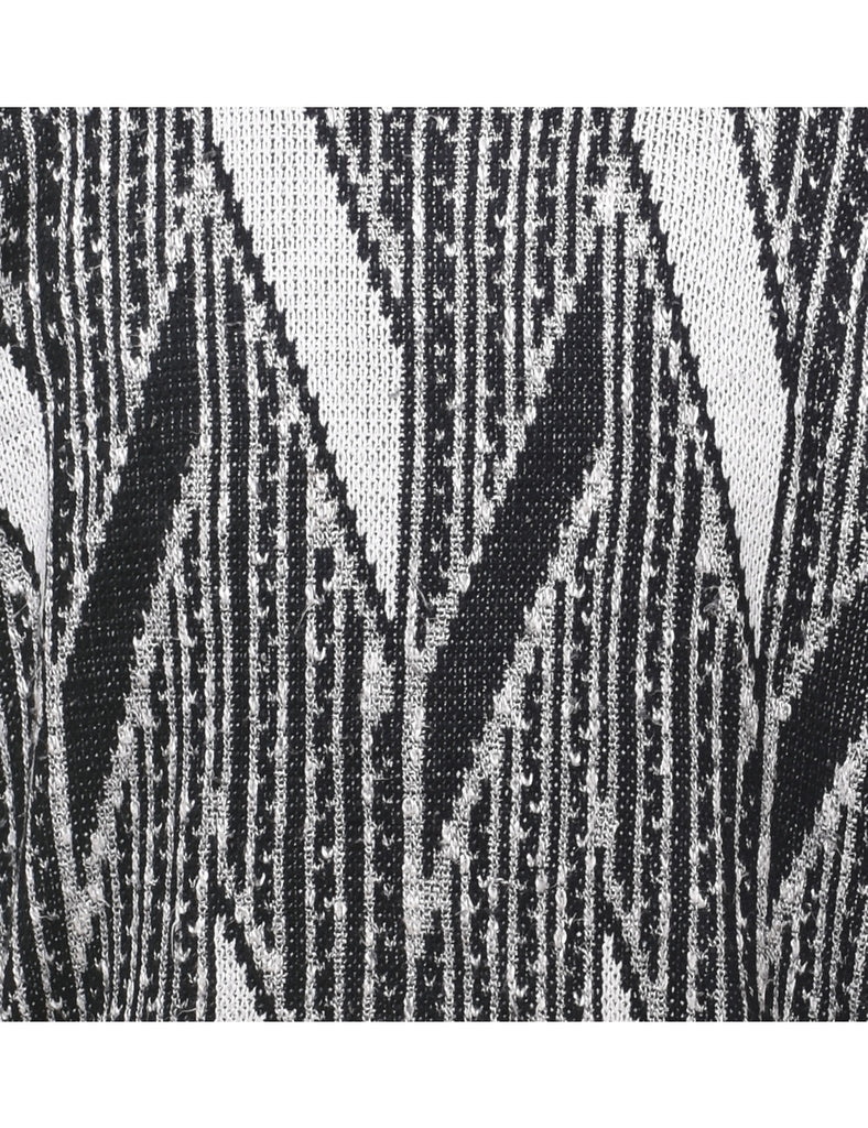Geometric Pattern Jumper - L
