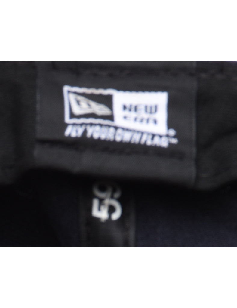 Black Embroided Cap - XS