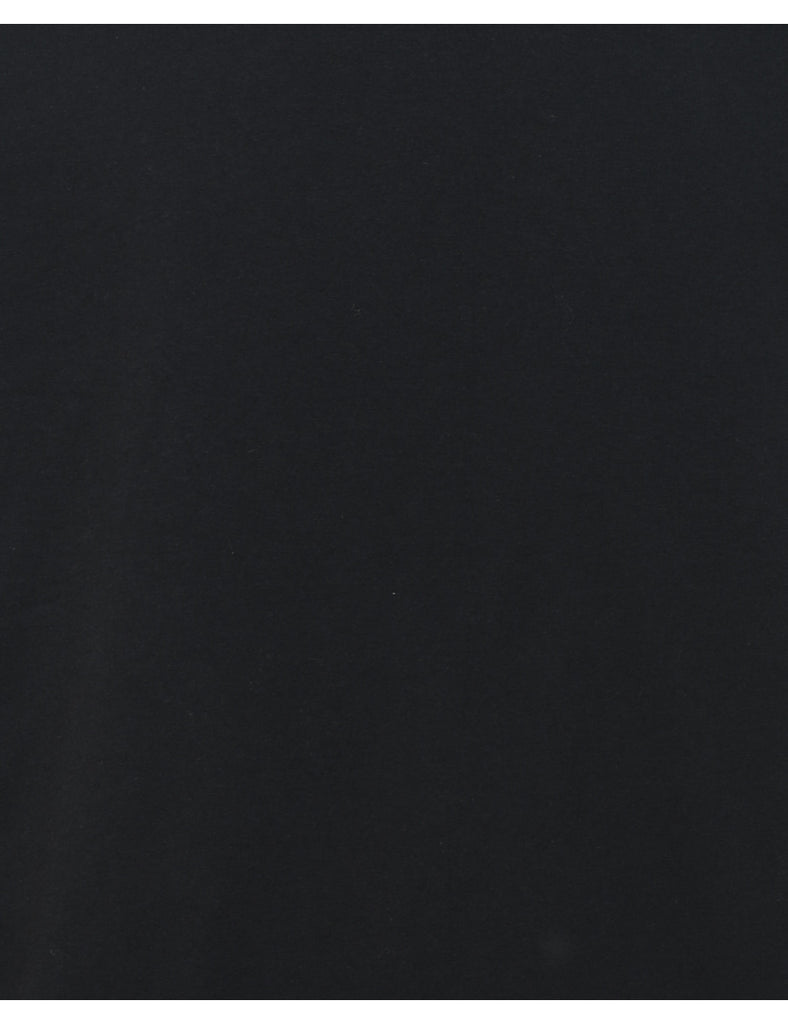 Black Plain T-shirt - L