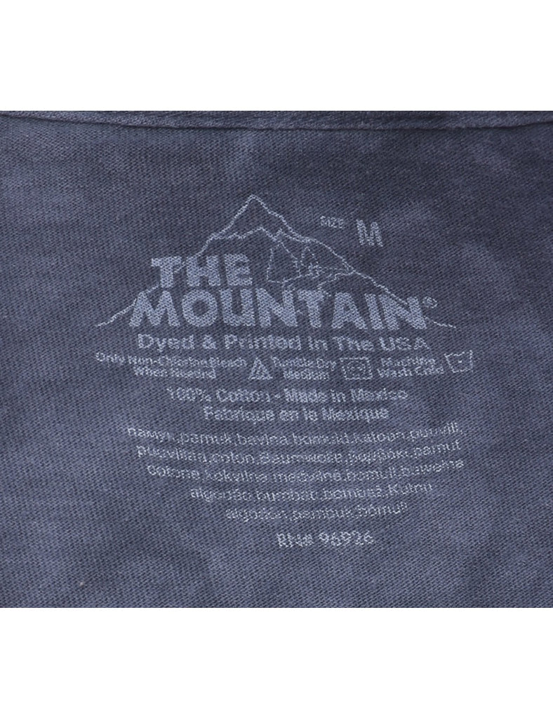 Dark Grey Tie Dye The Mountain Cat Design Animal T-shirt - M