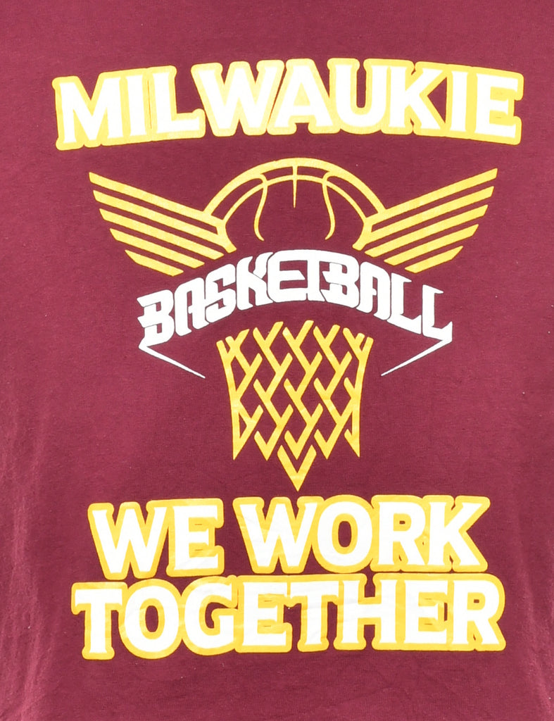 Milwaukie Basketball Printed T-shirt - M