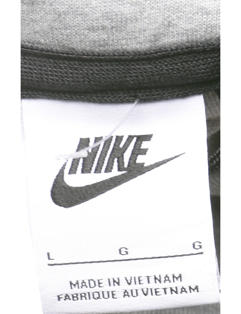 Nike Hooded Sweatshirt - L