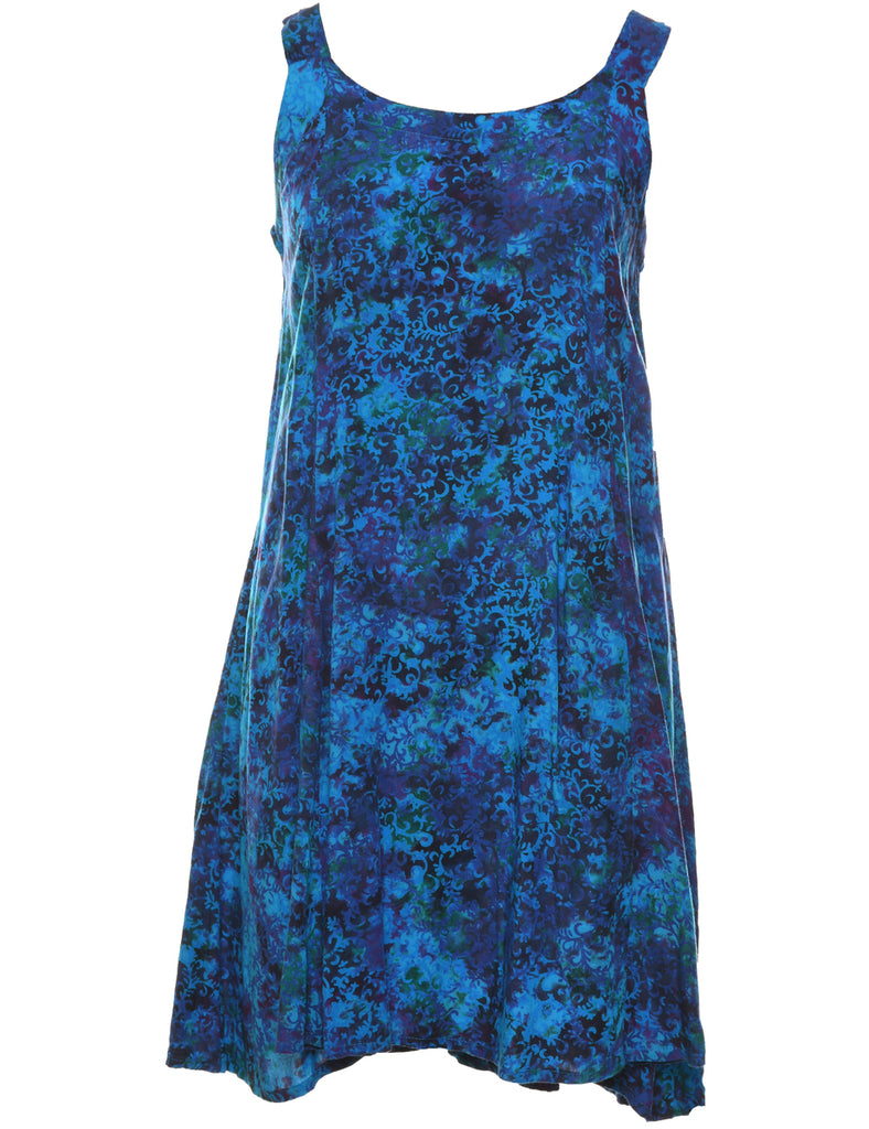 Classic Shift Dress - M