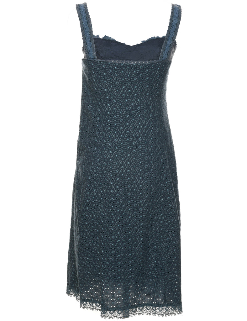 Embroidered Floral Pattern Dress - XS