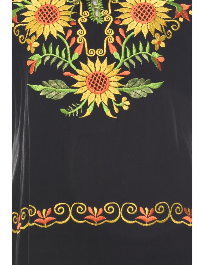 Embroidered Top - M