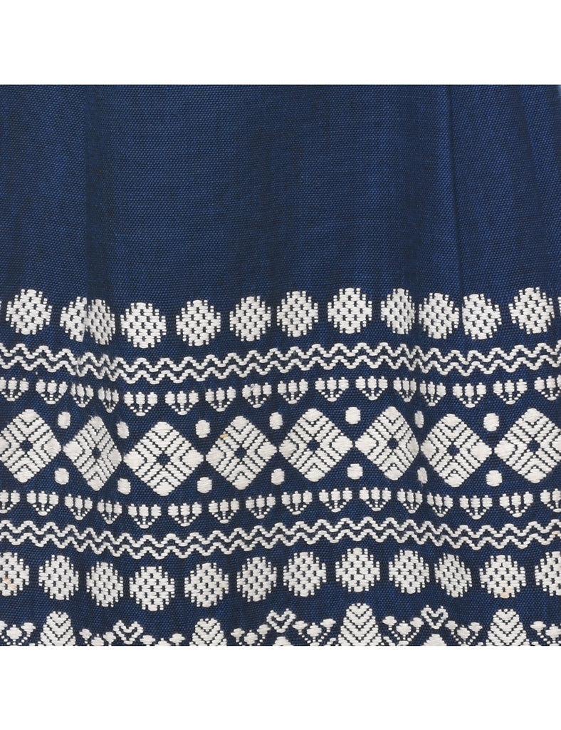 Embroidered Winter Skirt - M