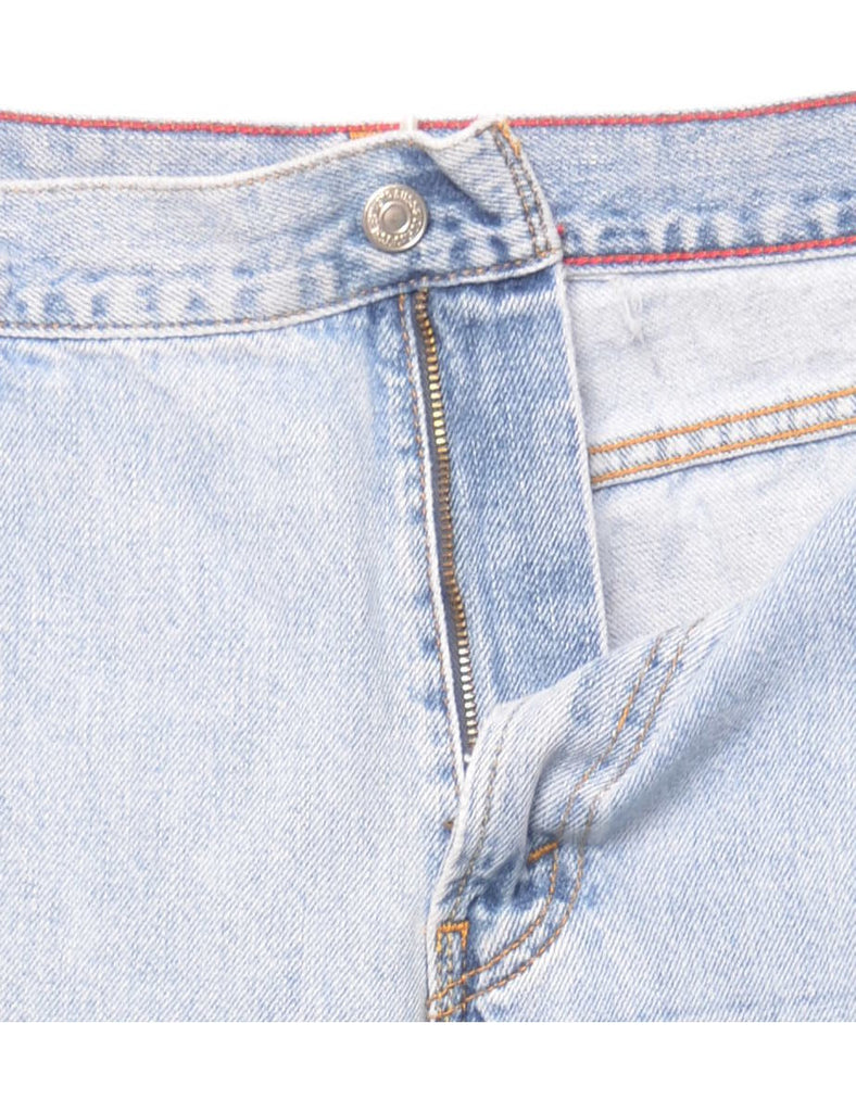 Light Wash Tapered Levi's Jeans - W34 L30