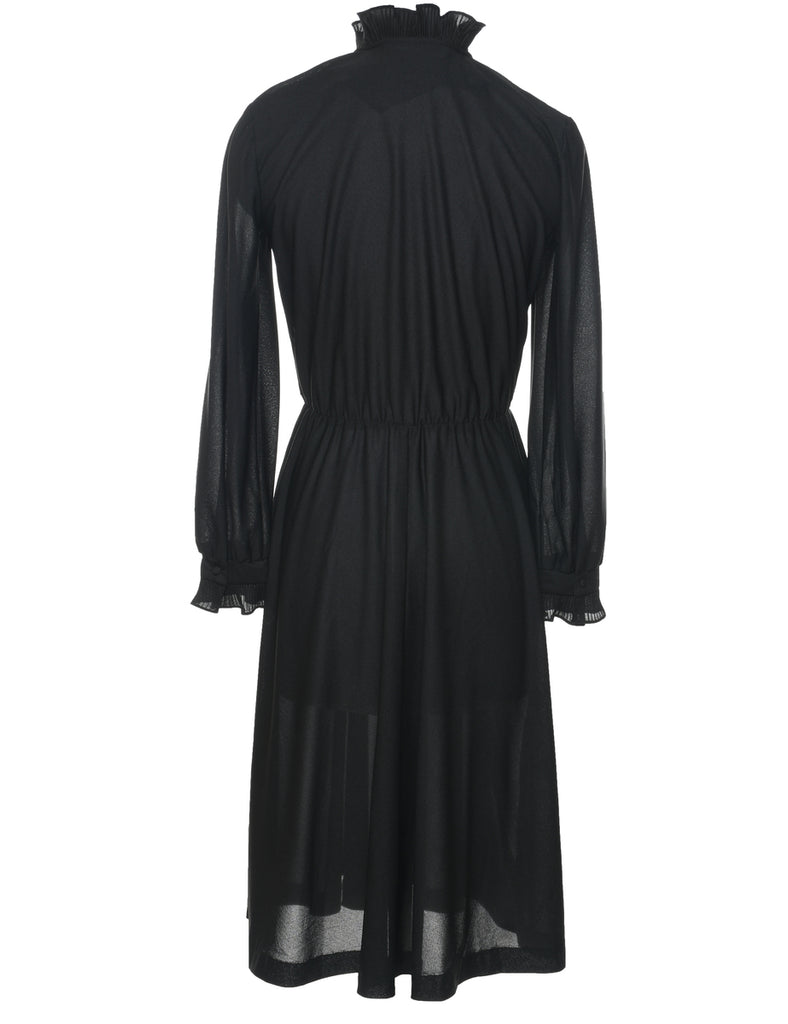 Long Sleeved Black Dress - M