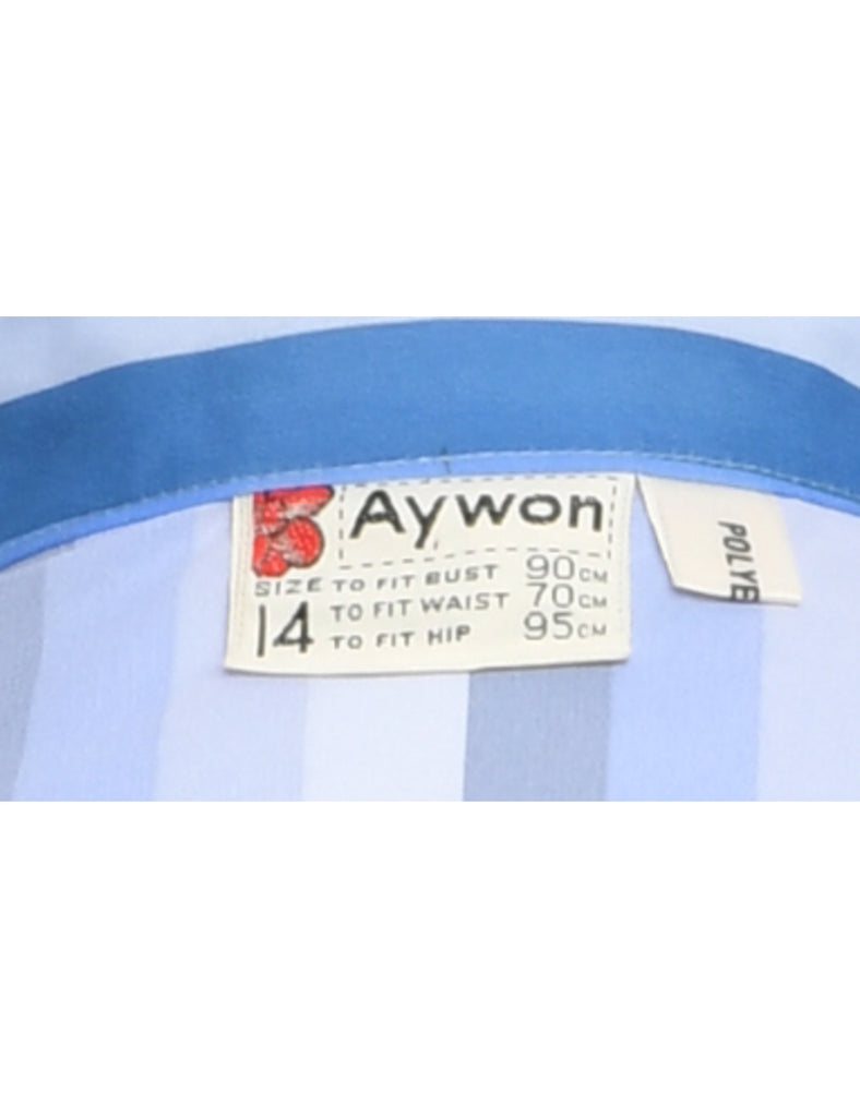 Long Sleeved Shirt - M