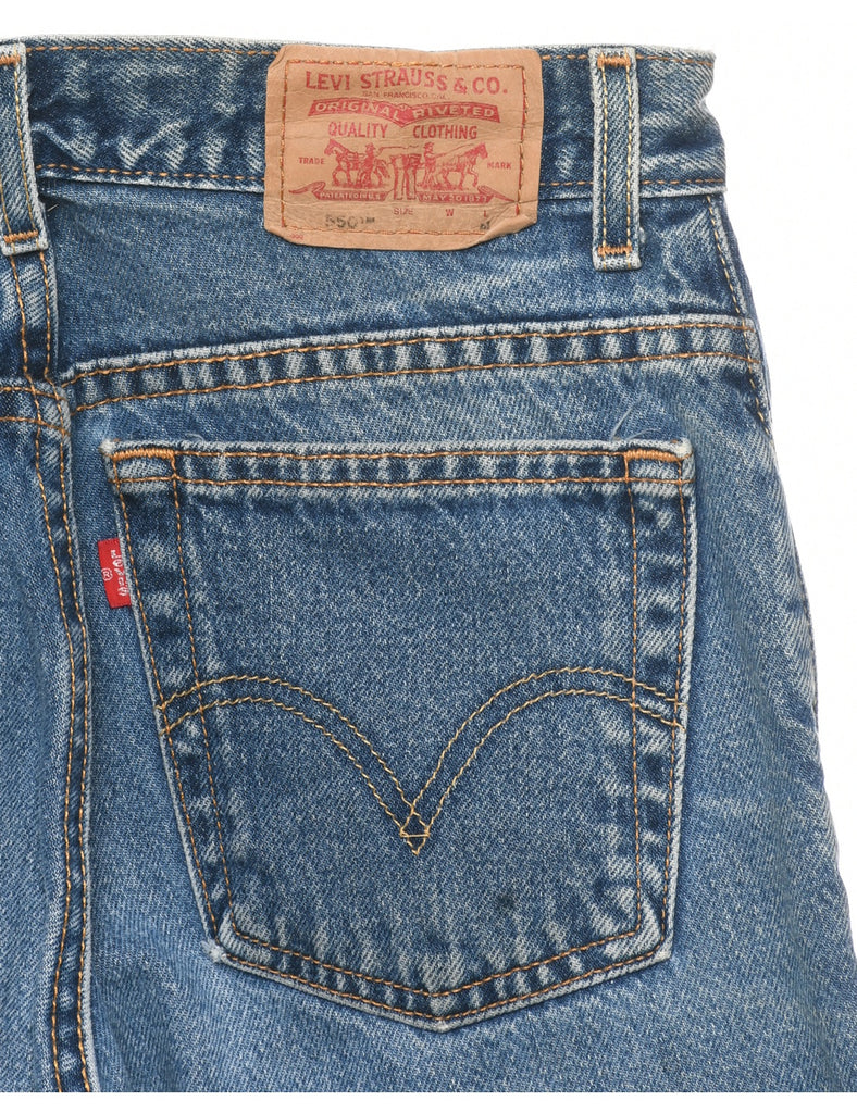 Medium Wash Levi's 550's Fit Jeans - W28 L31