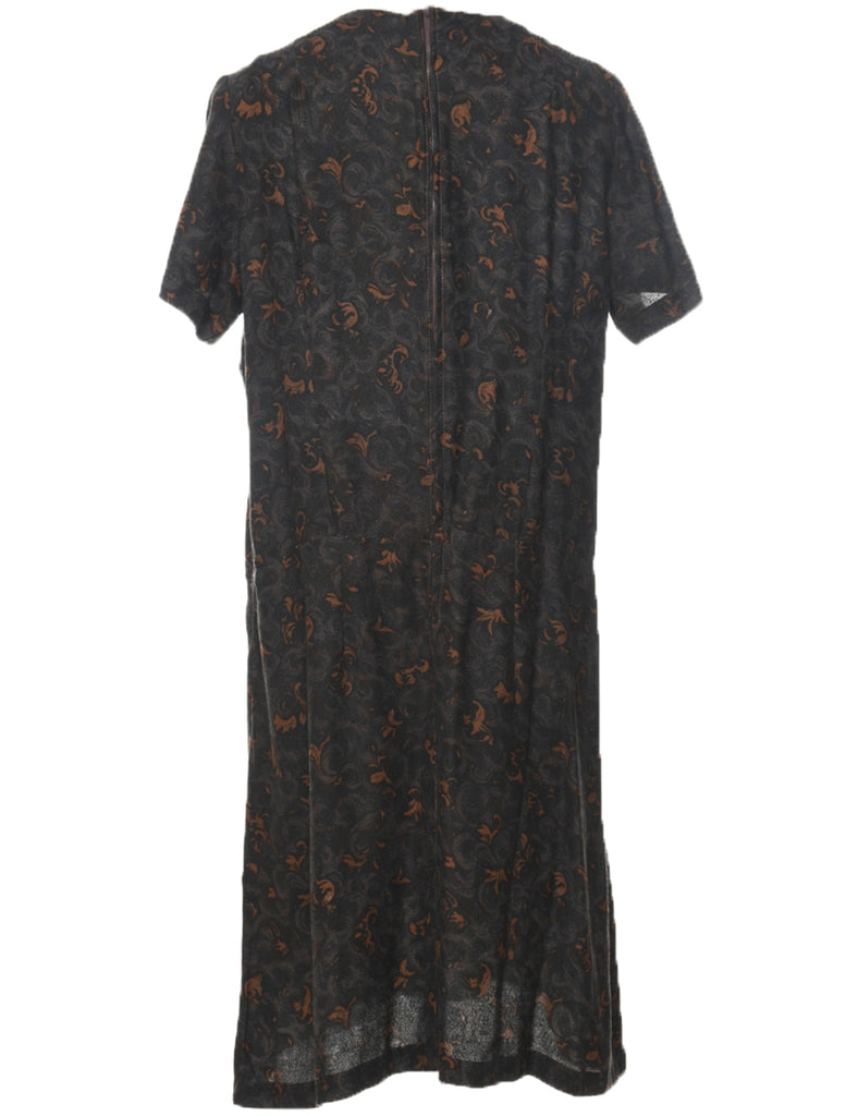 Patterned Short Sleeve Dress - L