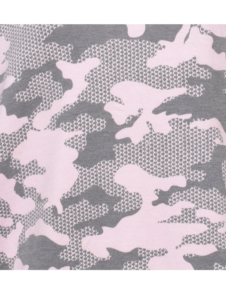Reebok Camouflage Light Grey & Light Pink Printed Sweatshirt - L