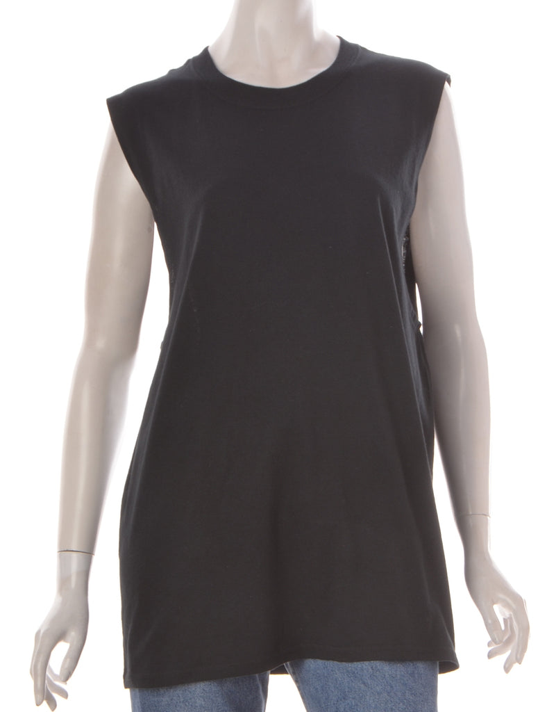 Label Black Sleevless Tee - T-shirts - Beyond Retro