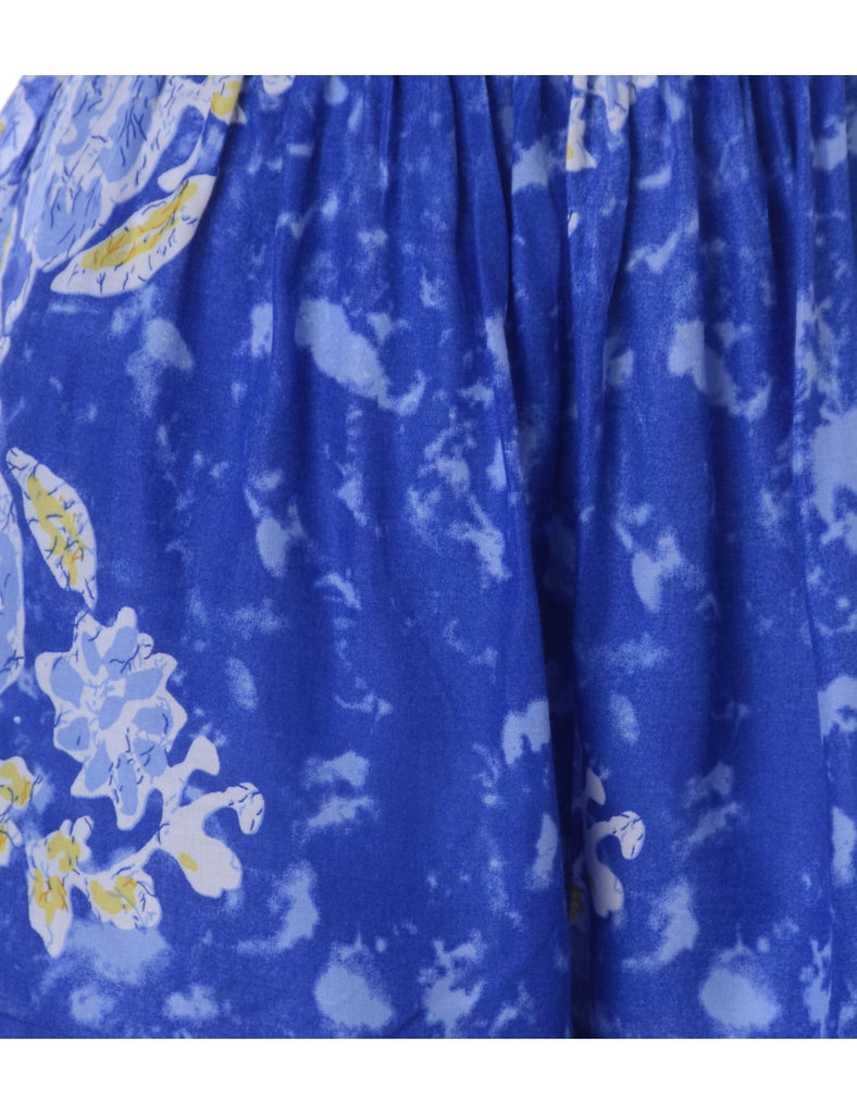 Label Abstract Summer Shorts - Shorts - Beyond Retro