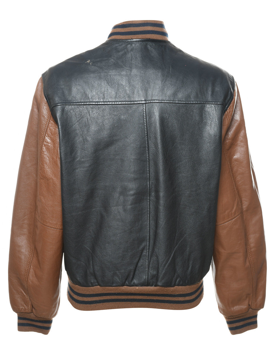 https://www.beyondretro.com/cdn/shop/products/beyond-retro-label-mens-black-brown-classic-varsity-style-leather-jacket-2-E00906639.jpg?v=1694479467