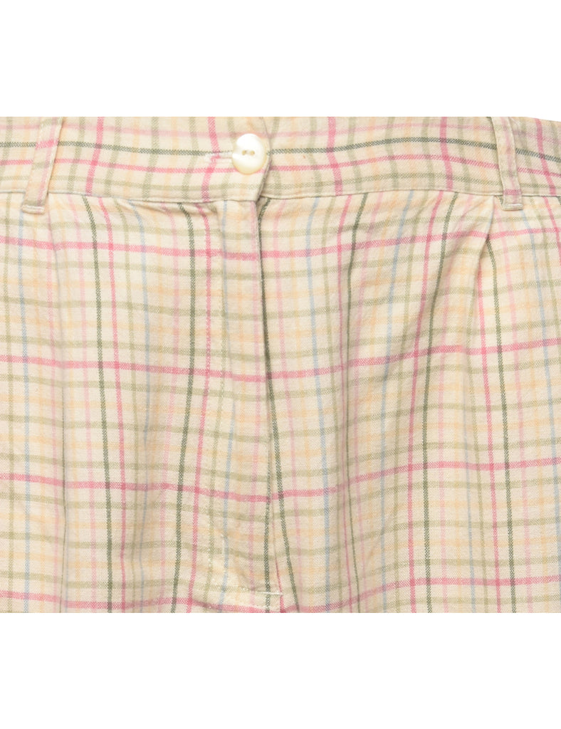 Checked Cream Shorts - W30 L5