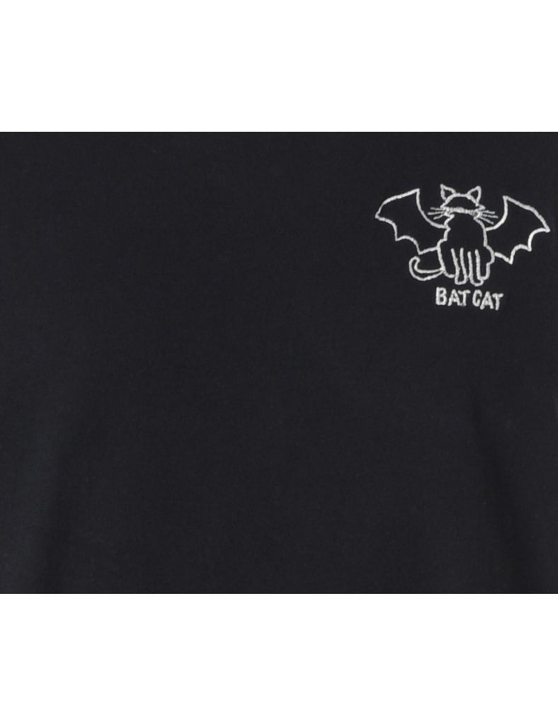 Label Bat Cat Embroidered T-shirt - t-shirt - Beyond Retro