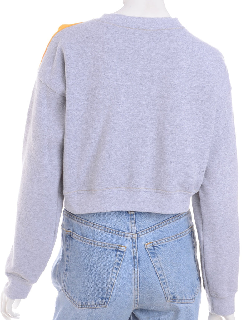 Beyond Retro Label Label Caroline Cropped Sports T-shirt Front Sweatshirt