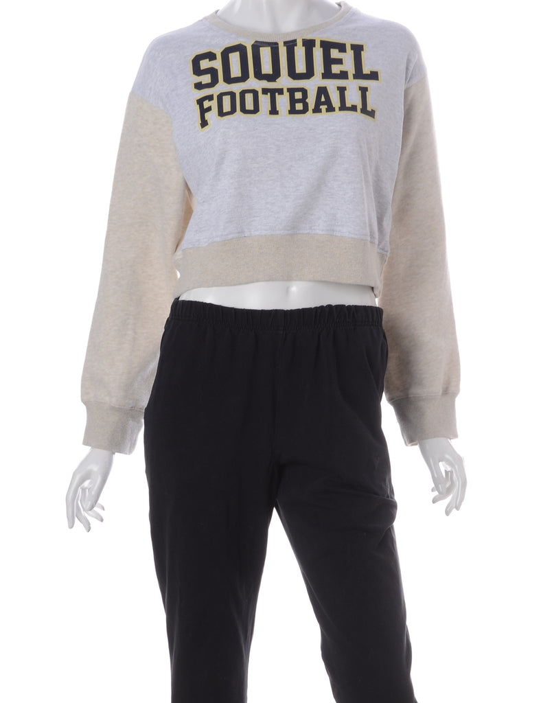 Beyond Retro Label Label Caroline Cropped Sports T-shirt Front Sweatshirt