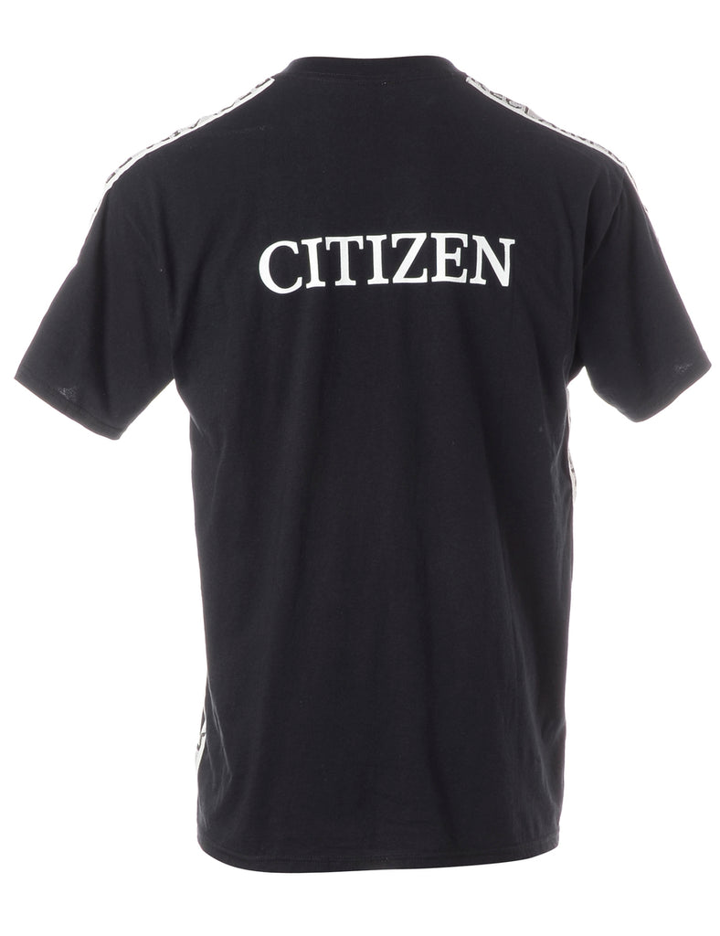 Beyond Retro Label Label Kourt Side Tape T-Shirt
