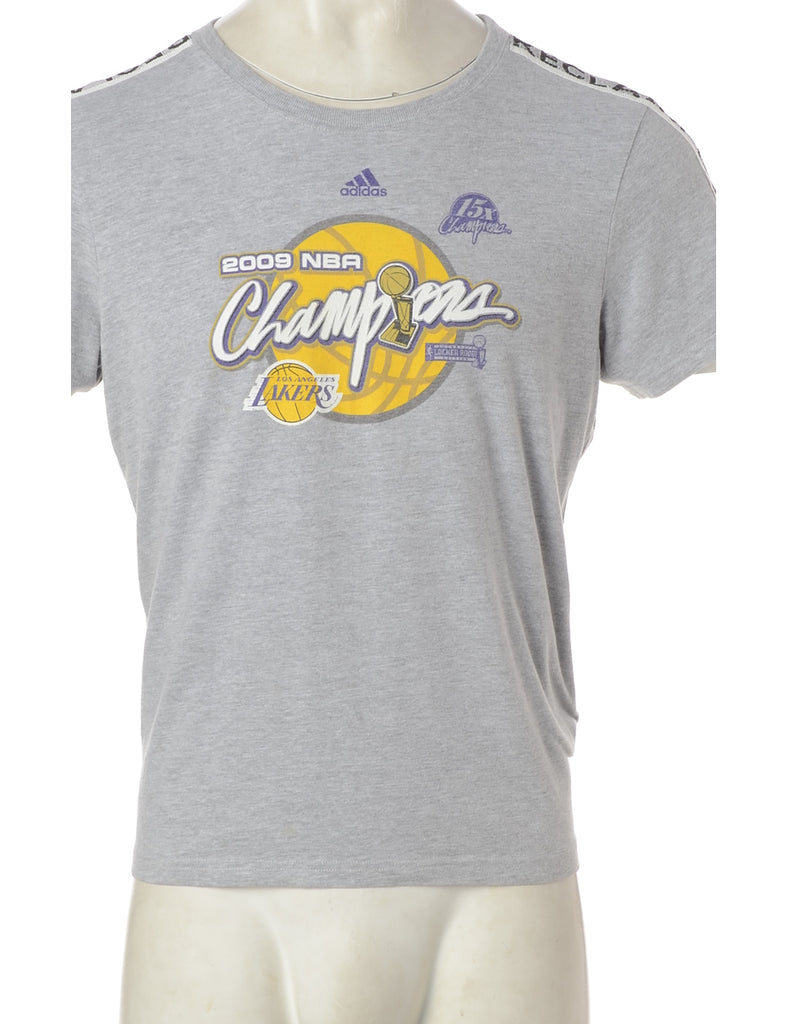 Beyond Retro Label Label Kourt Side Tape T-Shirt