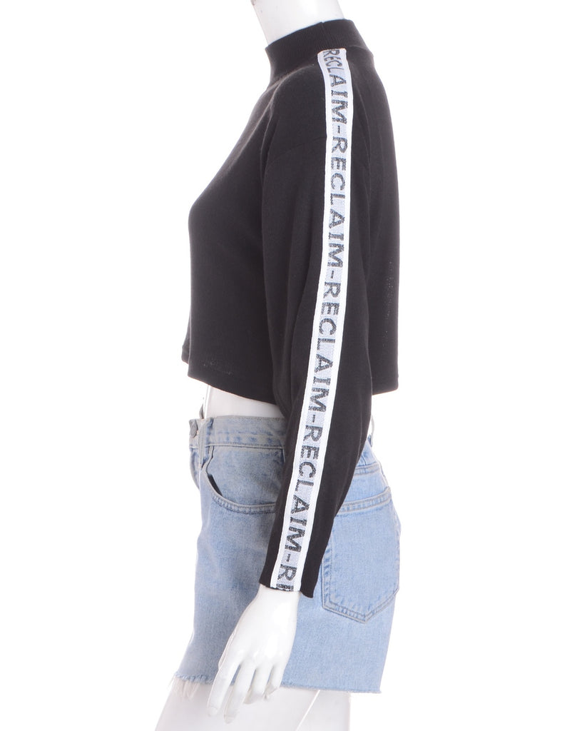 Beyond Retro Label Label Long Sleeved Cropped Tape Knit