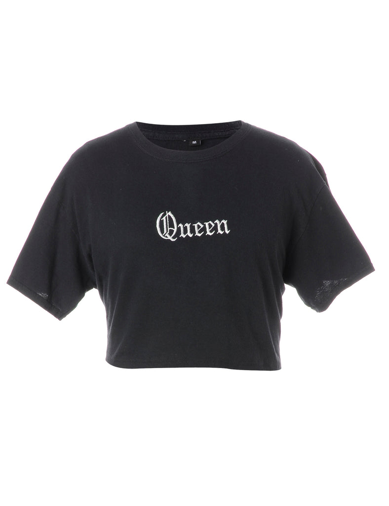 Beyond Retro Label Label Queen Crop T-shirt