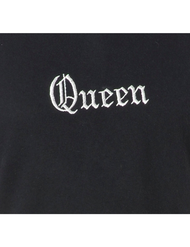 Beyond Retro Label Label Queen Crop T-shirt