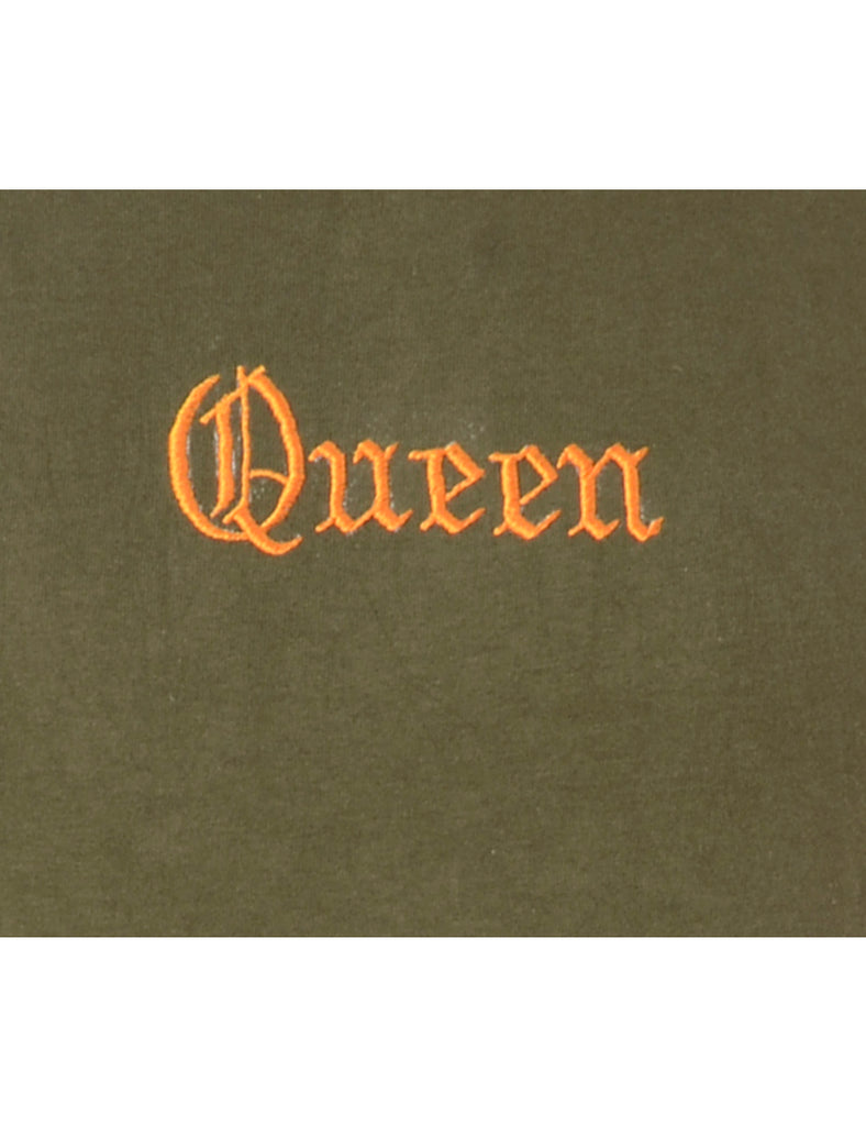 Beyond Retro Label Label Queen Crop T-shirt